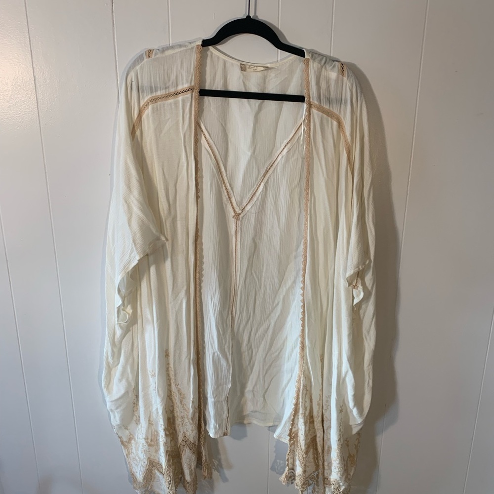 Altar’d State white komono with tan lace detailing